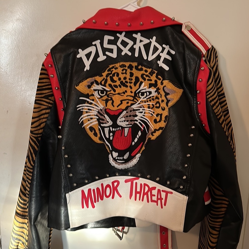Gently Used - Picture 2 of 2